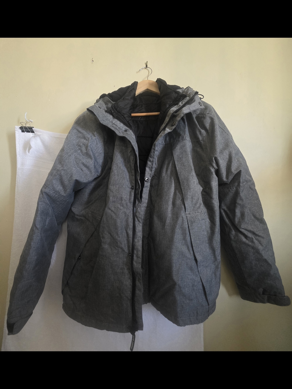 Men's Gray Hooded Winter Jacket